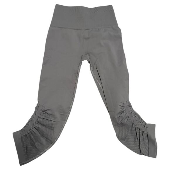 Lululemon Taryn Toomey Awakening Crop Ice Grey Ruched Size 0 Yoga Leggings - Picture 3 of 6
